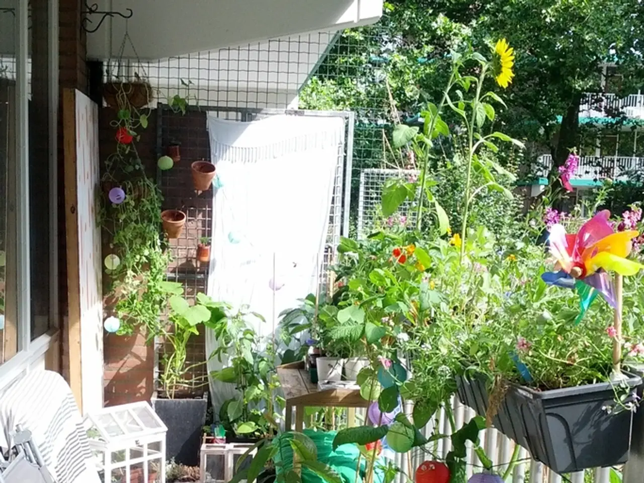 Encouraging Harmonious Blend of Contemporary Tech and Ancient Lifestyle Habits