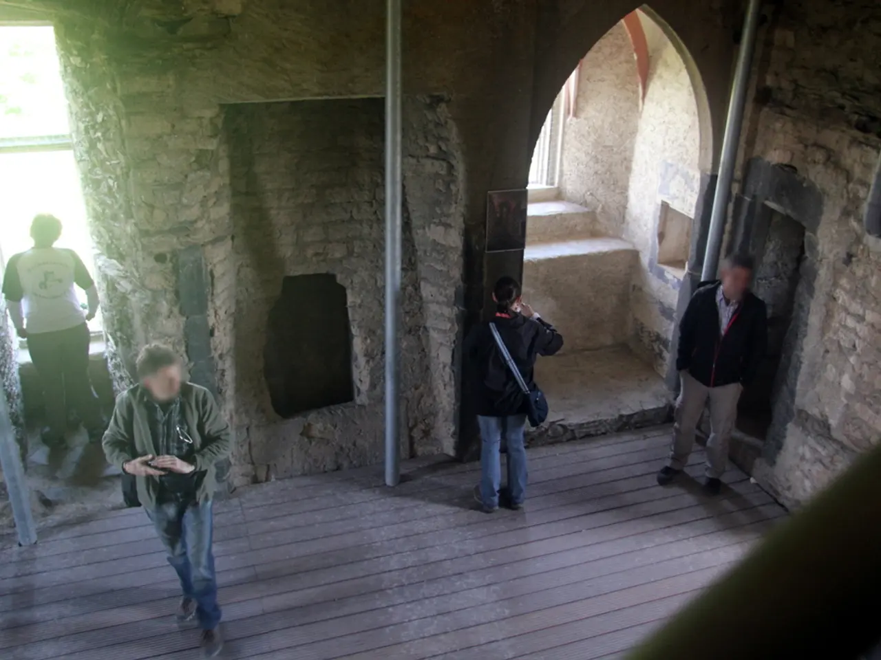 Exploring Latin Remnants: A Public Tour Experience