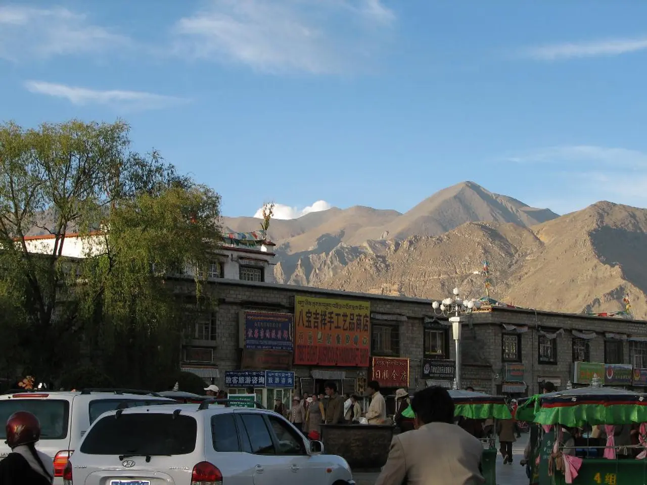 Exploring geocaches during a tour of the historical landmarks in Saxony-Anhalt