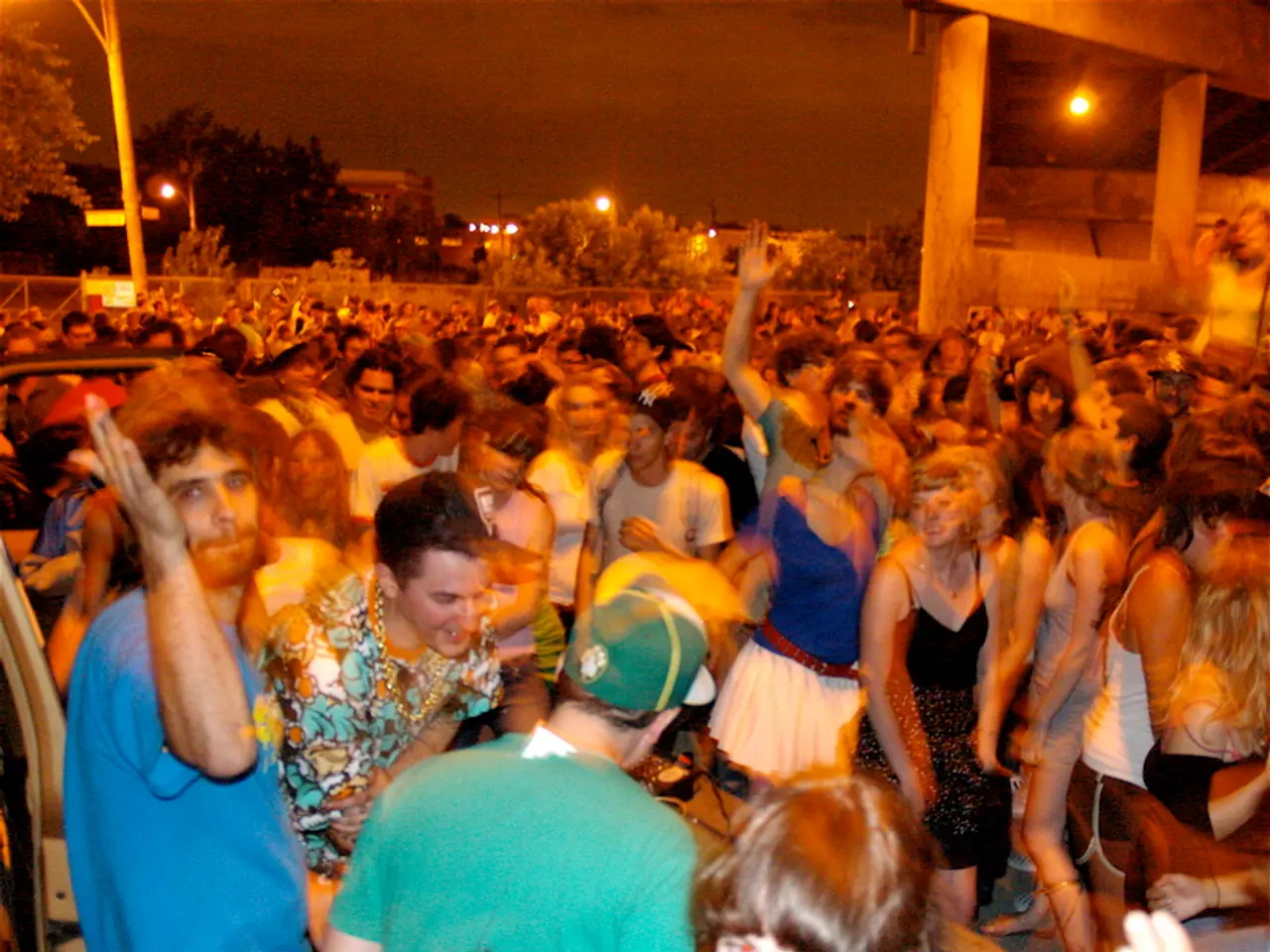 Street performances take over Berlin's scenes during the summer theatre period