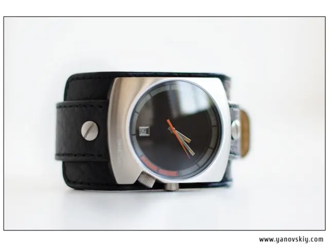 Employment during vacations necessitates a written contract of employment from the trade union...