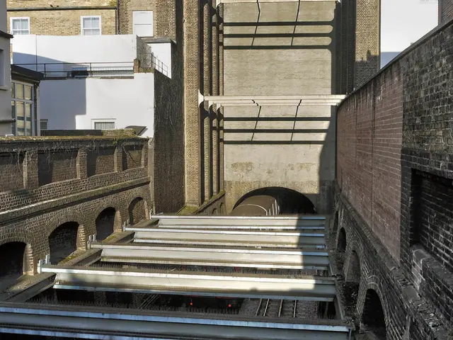 Available detours for the Gotthard Tunnel traffic