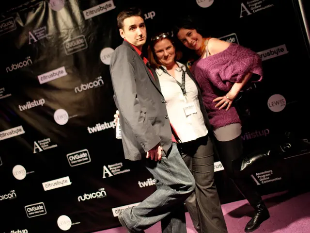 Leveraging Bonuses - Merging Frequent Flyer Points with Discounts and Promotions