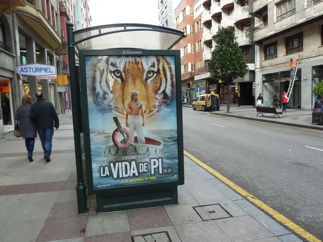 Interpreting the Meaning Hidden in Dreams of Large Waves