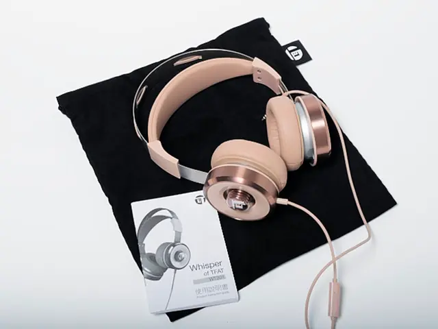 Top-tier travel headphones in 2025: perfect audio gear for extended trips