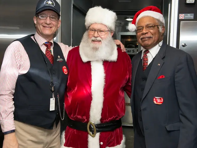 Holiday Hashtags for Social Media in 2025: Christmas and New Year Edition