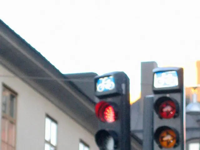 Heavy traffic congestion on A1 and A7 roads during holiday season