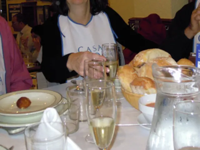 Stranded Vacationer on Usedom Island Post-Frost Makes Drastic Choice After Being Cut Off