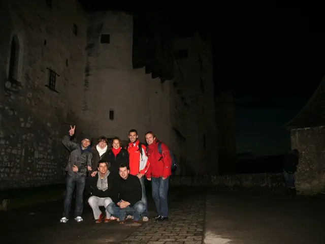 Day and night, the castles of Zwickau draw in tourists without fail.