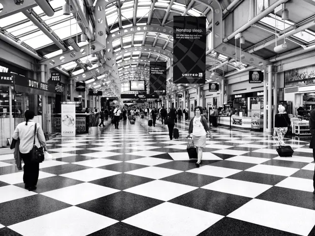 Algarve farewell, work here we come: Portuguese vacationers bid adieu to the Algarve as they head...